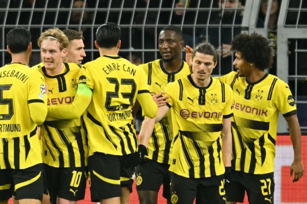 多特历史上在各项赛事曾20次客战西班牙球队体育录像/图片