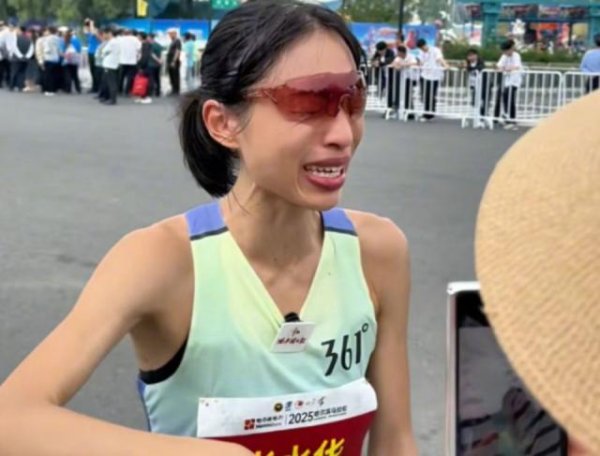 哭诉病院涵养不相沿她转班体育录像/图片